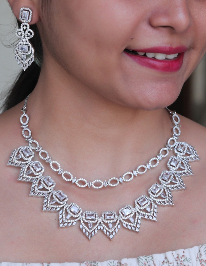 Solibelle Timeless Rhodium Plated Oval Necklace Set with White Cubic Zirconia