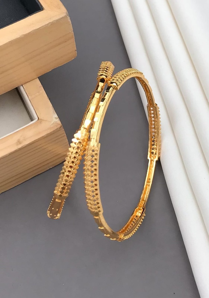 Solibelle Gold Plated Trendy Style Fancy Bangle 