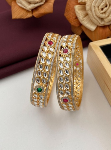 [CB-9] Solibelle Elegant Gold Plated Trendy Style Fancy Bangle for Women