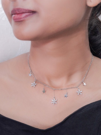 [KC3094] Solibelle Dazzling AD & White Flower Charms Queen Necklace