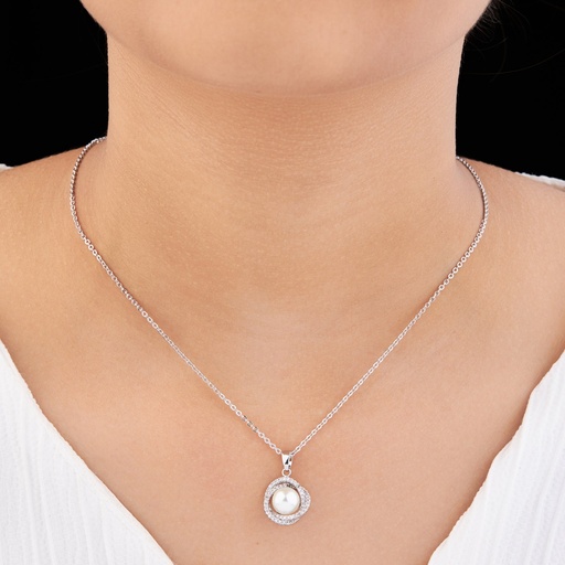 [KC-3133] Solibelle Silver Rhodium Plated Pearl and Cubic Zirconia Circle Necklace